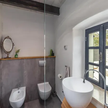 Four Bedroom Holiday In Holiday home *